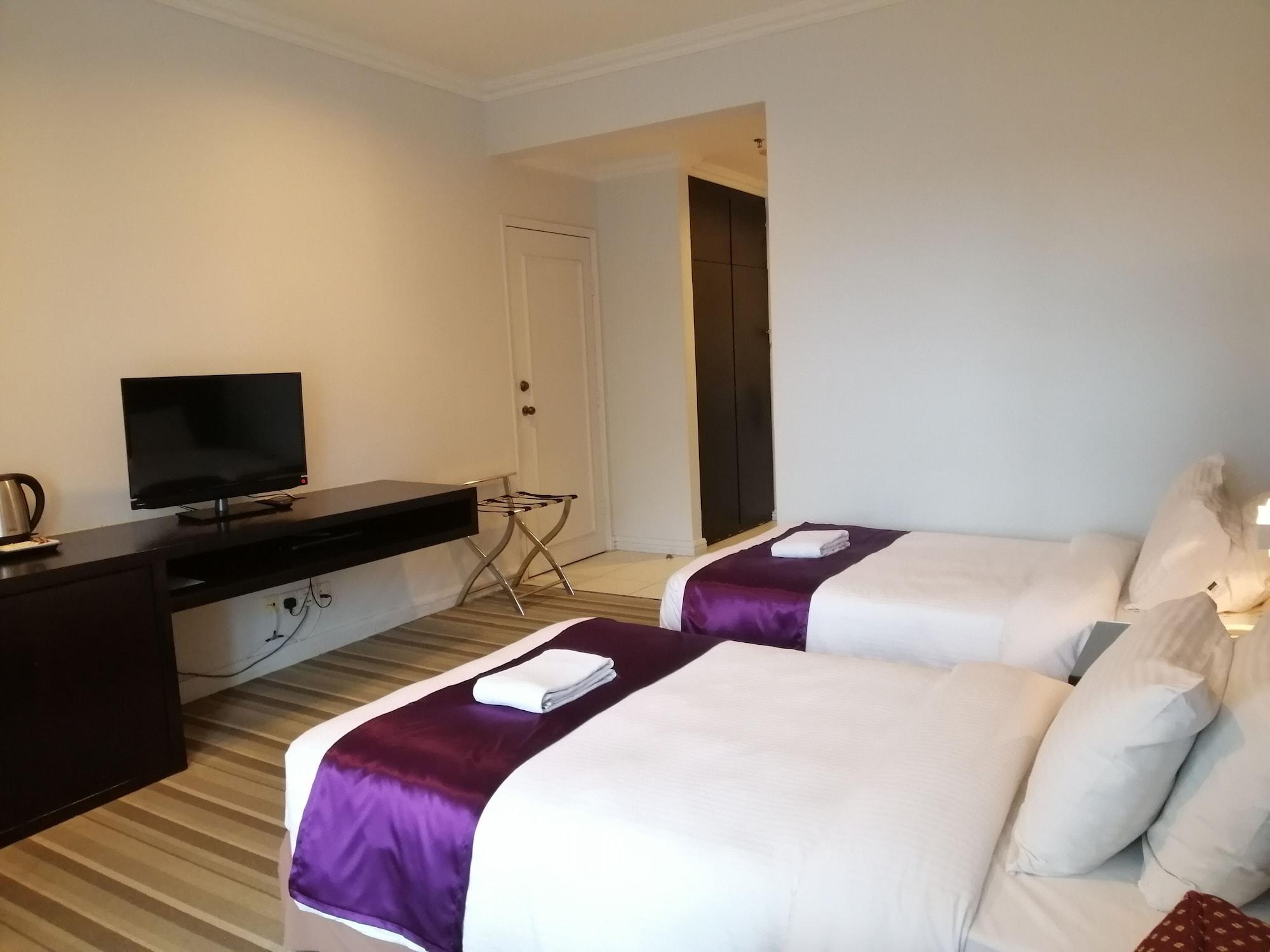 Stayinn Gateway Hotel Apartment Кучинг Экстерьер фото